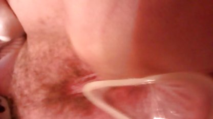 مفلس عاهرة يدفع الطعام اللعين مع تاجر مفلس عاهرة الملاعين لها افلام سكس للفنانات العربيات