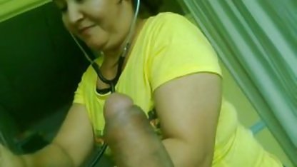 في حين أن الخادمة هي ترتيب المنزل هو رئيسك النوم القرد افلام جنس سكس اجنبي بعد