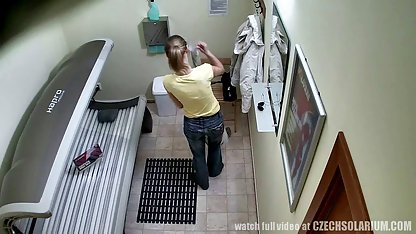 ثم الملاعين هذه الفاسقة الوغد انتهاكات افلام سكس sxs حفيدته ، ويخفض له