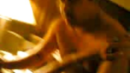 و الديوث يبقى مخبأة بالقرب من المنزل مع تحميل افلام جنس سكس كاميرا لتخليد